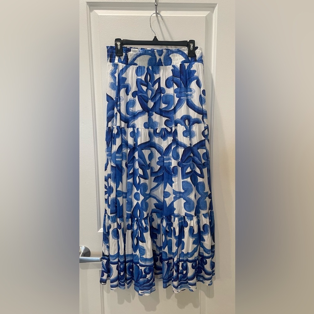 NEW…Farmer’s Market Tiered Floral Maxi Skirt ( Belt Missing) - Picture 3 of 5